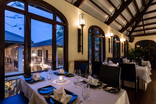 cosy-dinner-at-heritage