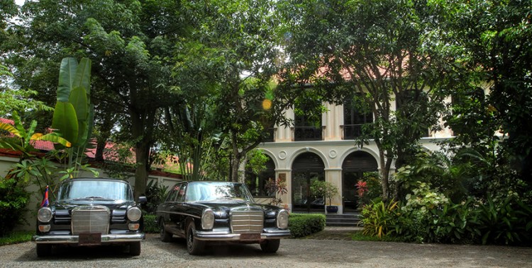 Exterior-Heritage-Suites-Hotel